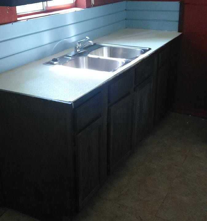 2nd image of 211 1/2 N Summit Ave