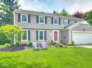 3500 Thomson Cir, Rocky River, OH 44116