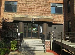 2271 Knapp St APT 2E, Brooklyn, NY 11229