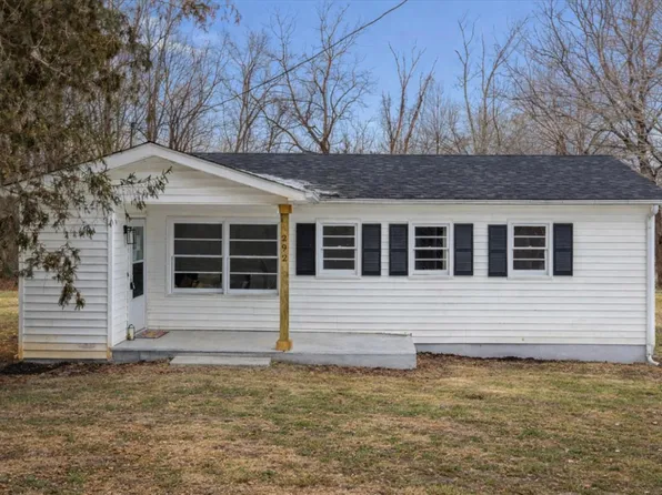 292 Evergreen Ave, Appomattox, VA 24522