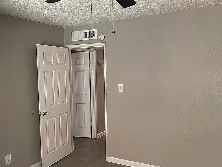 9451 Gonzales Dr — Photo 9