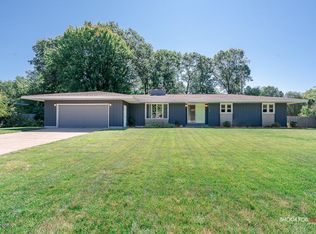 2169 Arbor Ave, Norton Shores, MI