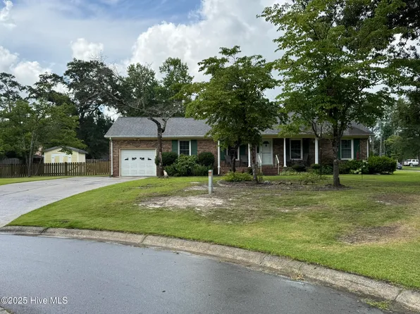 6 Runningbranch Drive, Havelock, NC 28532