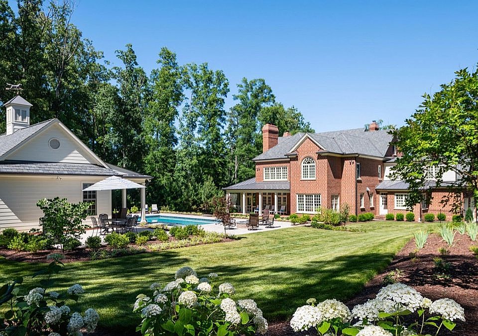 1st image of 311 Wickham Glen Dr