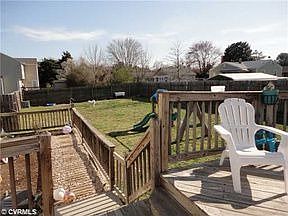 3rd image of 4904 Woodstream Dr