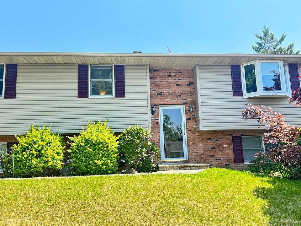 1st image of 7835 Perry Rd
