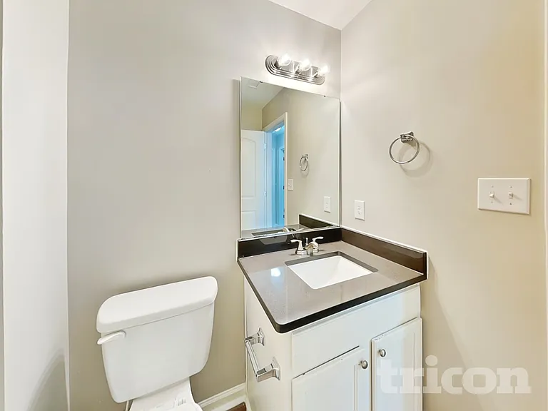118 Lookout Point Pl — Photo 13
