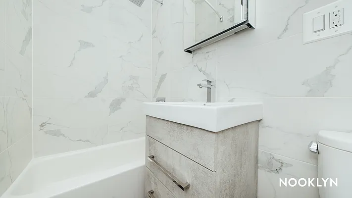 Rented by Nooklyn NYC LLC | media 10