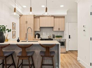 4270 E Norford Ave NW #1204, Calgary, AB T3B6H3