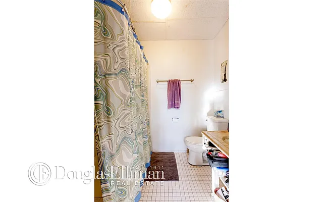 Rented by Douglas Elliman | media 9