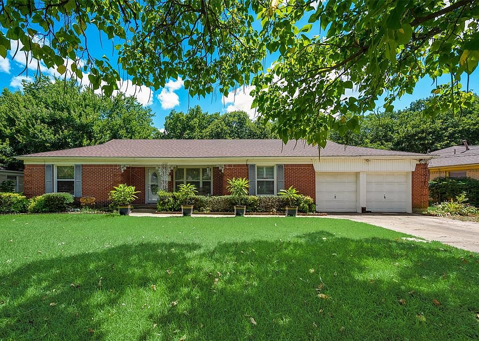1st image of 1222 Ross Dr