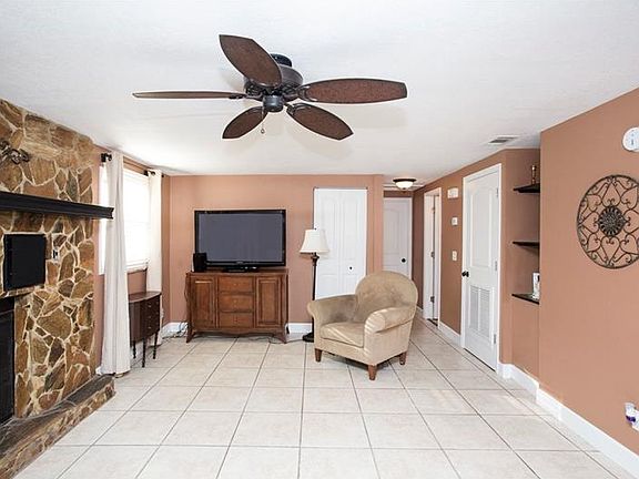 5th image of 2305 E 112th Ave