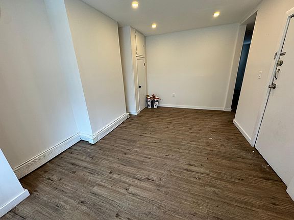 4th image of 56 Atlantic St #G1