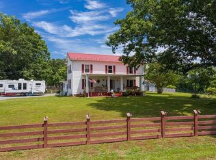 2861 Piney Grove Rd, Gretna, VA 24557