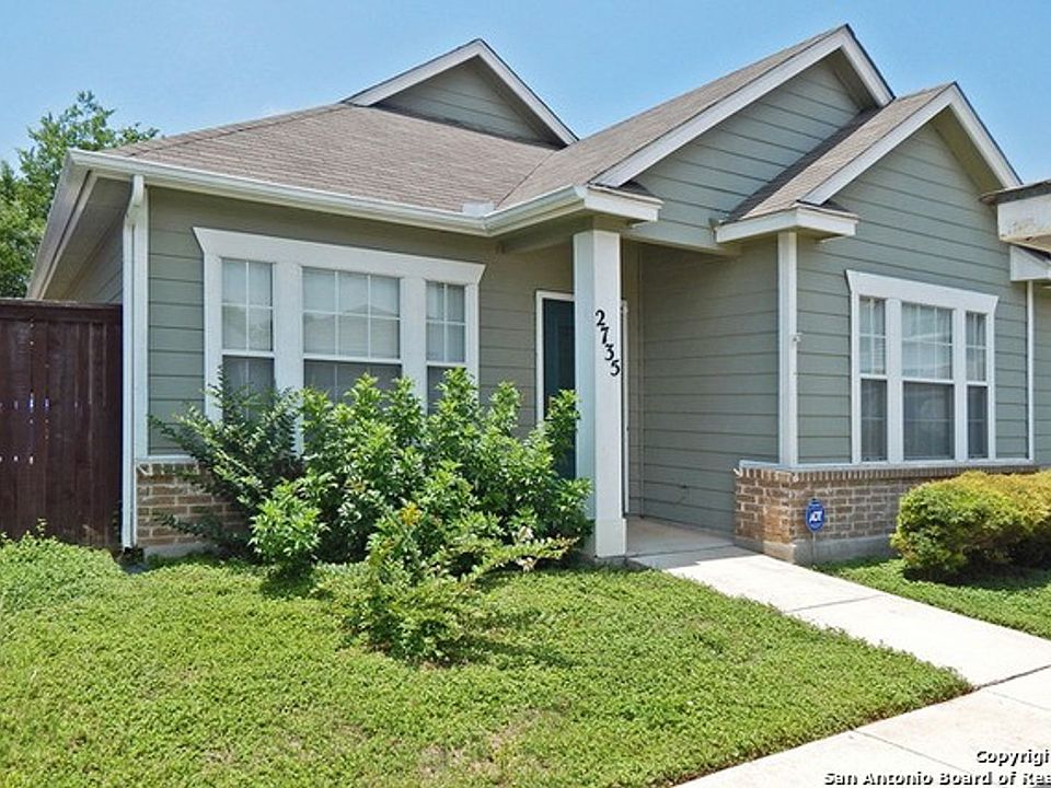 1st image of 2735 Crown Holw
