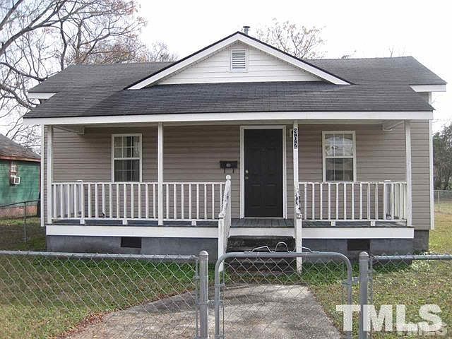 1st image of 304 N Elm Ave