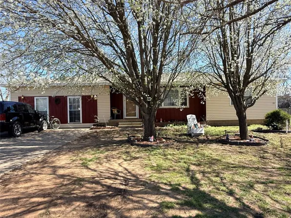 309 N Dawson St, Meeker, OK 74855