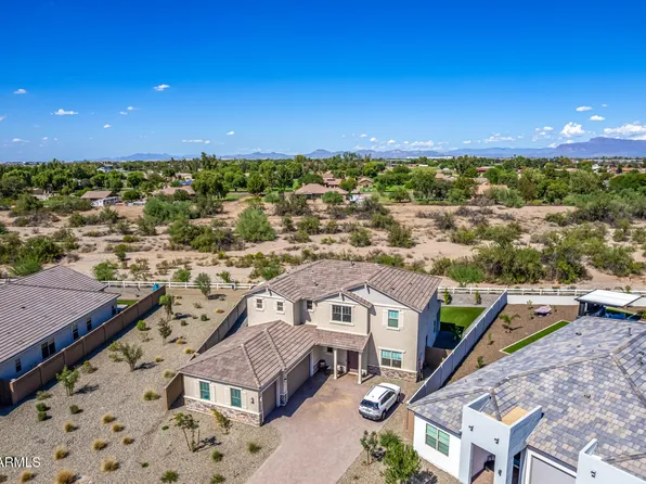 252 W FLAX Drive, San Tan Valley, AZ 85140