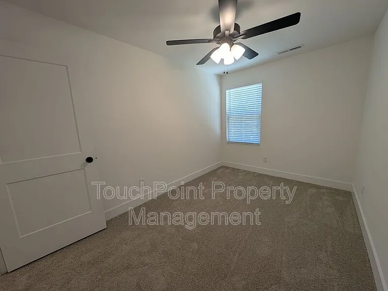 1413 Arden Ave — Photo 17