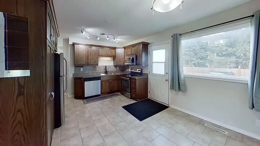 114 Hardisty Ave #55