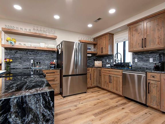 2nd image of 18 Bradford Place #534 BLDG 5