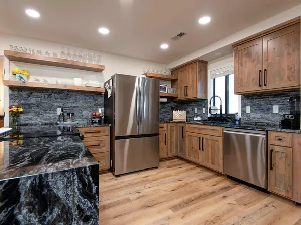 18 Bradford Place #534 BLDG 5, Branson, MO 65616