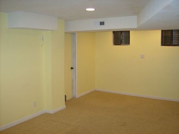 4th image of 1925 Cody St