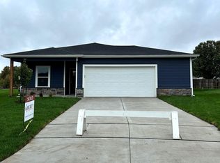 2737 S Cypress Ct, Wichita, KS 67210
