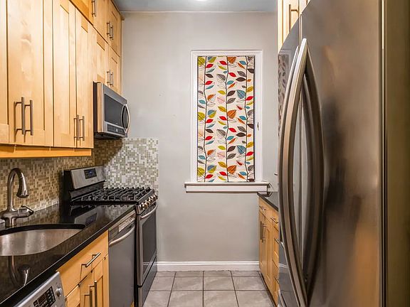 5th image of 250 W 22nd St APT 3B