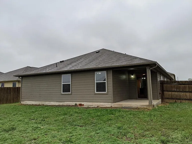 222 Camellia Dr — Photo 28