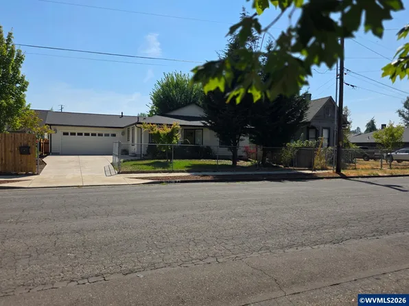 1626 E 1st Ave, Albany, OR 97321