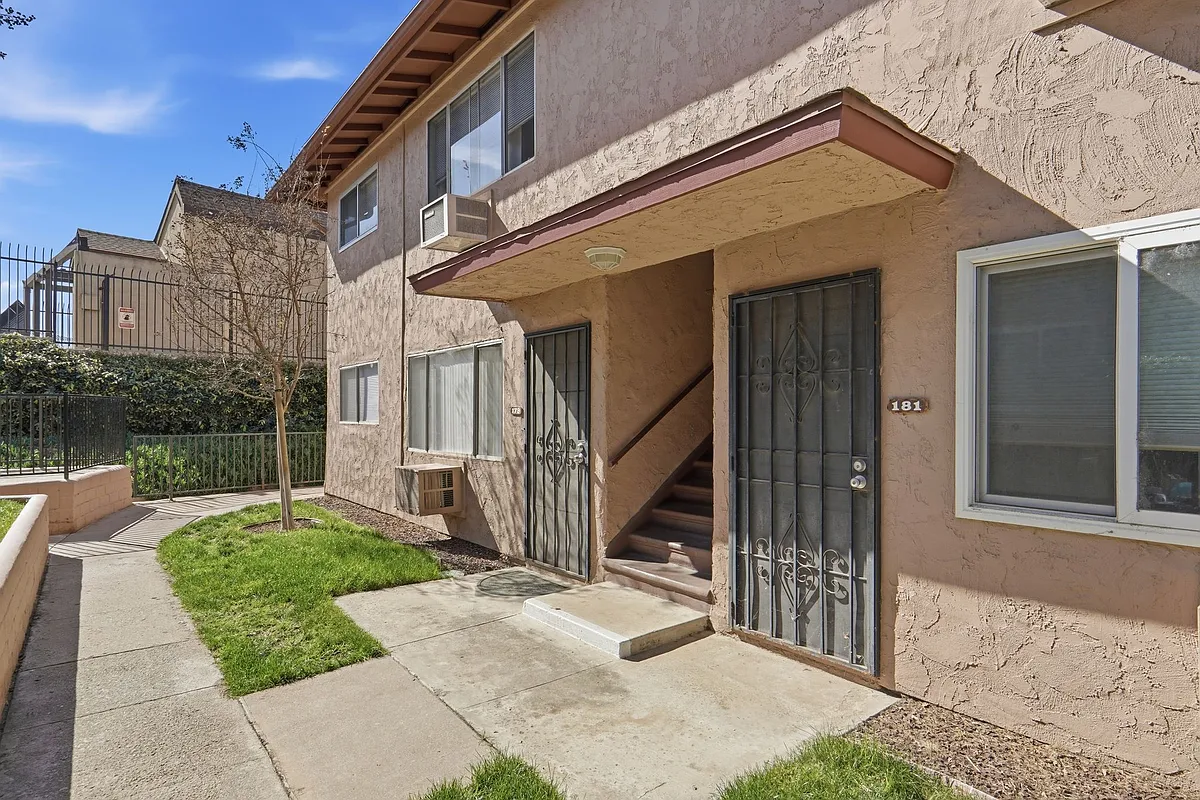 Building Photo - 9717 Winter Gardens Blvd