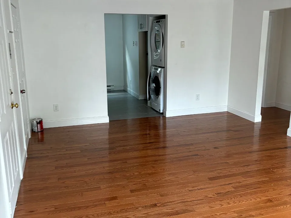 217 Beaver Dam Rd #8B