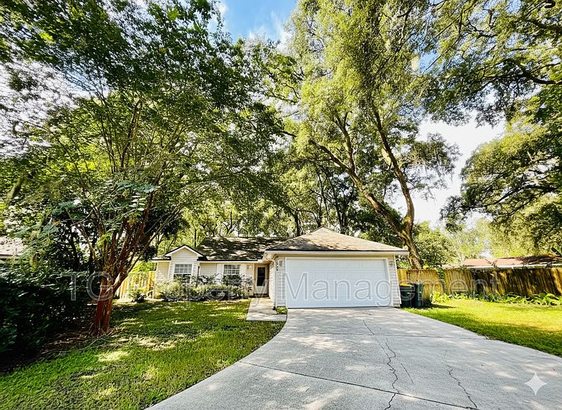 1st image of 4112 Hollister Pl