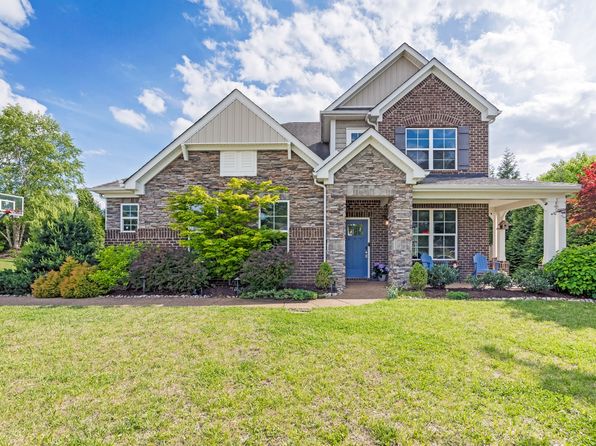 2303 Dewey Dr, Spring Hill, TN 37174