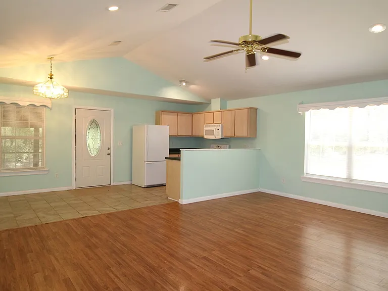 99 Carter Rd — Photo 5