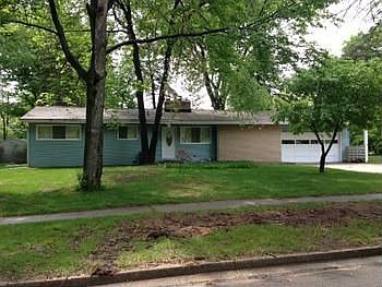 1st image of 5419 Bloomfield Dr