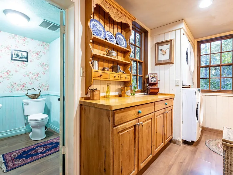 Laundry Room Cabinet