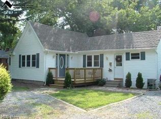 614 Chestnut Blvd, Willoughby, OH 44094