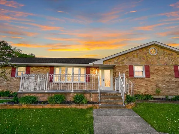 1220 Stagecoach Rd W, Palmerton, PA 18071