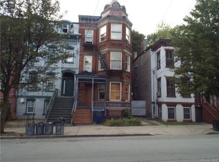 31 Dubois St, Newburgh, NY 12550