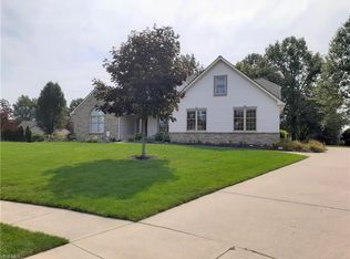 34321 Springvale Cir, Avon, OH 44011