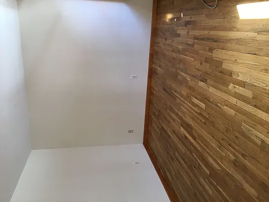 Rented by Peter Meskouris LREB | media 12