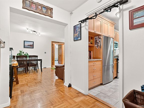 3rd image of 25 Shady Glen Court #2C