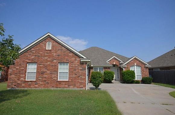 1st image of 629 SW 159th Ter