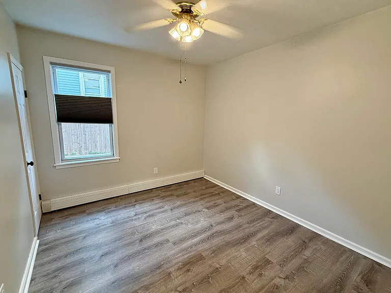 32 Highland St — Photo 1