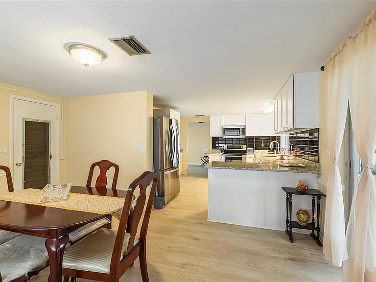 3228 Rock Valley Dr — Photo 11
