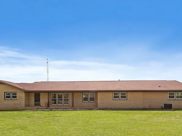 351 Hayborn Rd, Webb, AL 36376