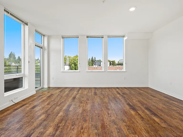 4111 Stone Way N — Photo 19