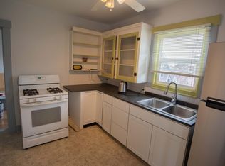 626 N Center St APT 4, Salt Lake City, UT 84103